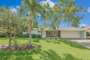 8336 Palm Street, Hobe Sound, FL 33455 - MLS#R11164419