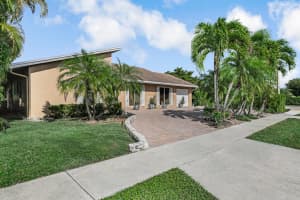 6255 Timberlakes Way, Delray Beach, FL 33484 - MLS#R11164449