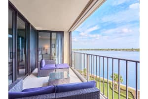 124 Lakeshore Drive, North Palm Beach, FL 33408 - MLS#R11164494