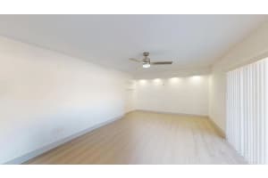 7208 72nd Way, West Palm Beach, FL 33407 - MLS#R11164507