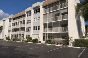 1502 S Lakeside Drive 204, Lake Worth Beach, Fl 33460, Lake Worth Beach