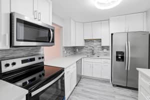 1502 S Lakeside Drive 204, Lake Worth Beach, FL 33460, Lake Worth Beach, FL 33460 - MLS#R11164556