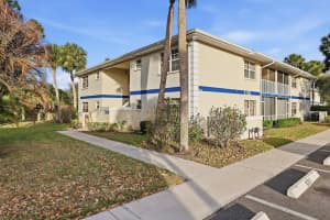 1502 Royal Green Circle, Port Saint Lucie, FL 34952 - MLS#R11164690