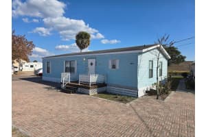 210 Us Highway 441 SE, Okeechobee, FL 34974, Okeechobee, FL 34974 - MLS#R11164794