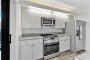 557 Green Springs Place, West Palm Beach, FL 33409 - MLS#R11164864