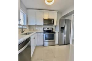 1410 Federal Highway, Lake Worth Beach, FL 33460 - MLS#R11164869