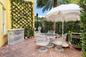 100 Via Floresta Drive, Boca Raton, FL 33487 - MLS#R11164896