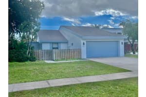 51 Baytree Circle, Boynton Beach, FL 33436 - MLS#R11164952