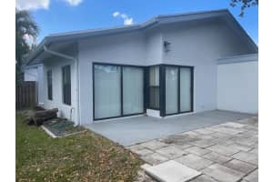 51 Baytree Circle, Boynton Beach, FL 33436 - MLS#R11164952