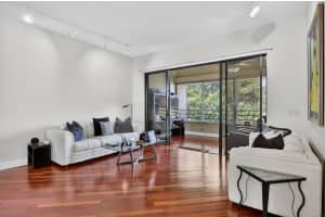 7535 La Paz Boulevard, Boca Raton, FL 33433 - MLS#R11164986