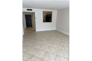 484 165th St Road, Miami, FL 33169 - MLS#R11165002