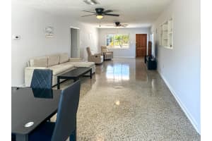 1612 28th Street, Fort Pierce, FL 34947 - MLS#R11165075