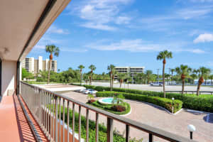 225 Beach Road, Tequesta, FL 33469 - MLS#R11165077