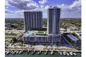 220 Lake Shore Drive, West Palm Beach, FL 33403 - MLS#R11165095