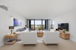 124 Lakeshore Drive, North Palm Beach, FL 33408 - MLS#R11165142