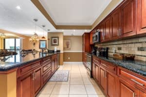 1915 Lavers Circle, Delray Beach, FL 33444 - MLS#R11165160