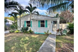 3012 Glenwood Road, West Palm Beach, FL 33405 - MLS#R11165192