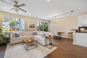 3041 Waterside Circle, Boynton Beach, FL 33435 - MLS#R11165203