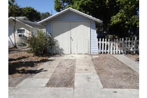 611 E Street, Lake Worth Beach, FL 33460 - MLS#R11165273