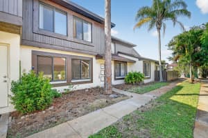 5352 Bosque Lane, West Palm Beach, FL 33415 - MLS#R11165290