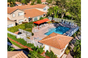 6388 Park Lake Circle, Boynton Beach, FL 33437 - MLS#R11165293