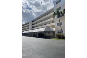 250 John F Kennedy Drive, Atlantis, FL 33462 - MLS#R11165296