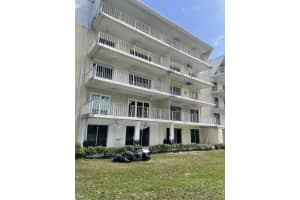 250 John F Kennedy Drive, Atlantis, FL 33462 - MLS#R11165296