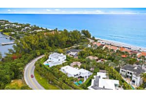 19 Sloans Curve Drive, Palm Beach, FL 33480 - MLS#R11165308