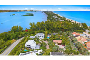 19 Sloans Curve Drive, Palm Beach, FL 33480 - MLS#R11165308