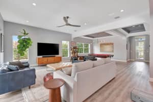 8150 Grassy Hollow Trail, Jupiter, FL 33458 - MLS#R11165317