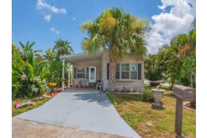 1 Castilla Lane, Port Saint Lucie, FL 34952 - MLS#R11165350