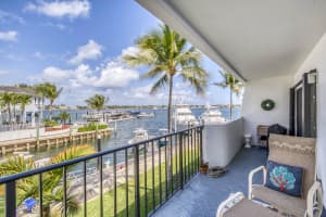 1208 Marine Way, North Palm Beach, FL 33408 - MLS#R11165370