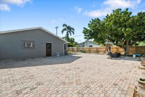 9110 Banquet Way, Lake Worth Beach, FL 33467 - MLS#R11165384