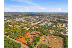 1038 37th S Street, Fort Pierce, FL 34947 - MLS#R11165411