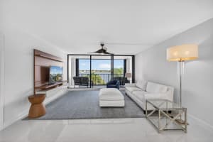 130 Lakeshore Drive, Juno Beach, FL 33408 - MLS#R11165413