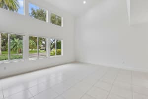 2801 Embassy Drive, West Palm Beach, FL 33401 - MLS#R11165428