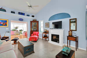 1828 Aynsley Way, Vero Beach, FL 32966 - MLS#R11165451