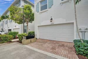 1252 Piazza Antinori, Boynton Beach, FL 33426, Boynton Beach, FL 33426 - MLS#R11165474