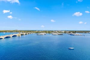 1100 Flagler Drive, West Palm Beach, FL 33401 - MLS#R11165519