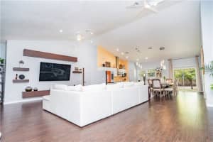 922 Clearmont Street, Sebastian, FL 32958 - MLS#R11165536