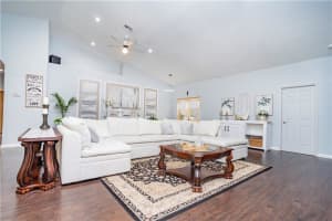 922 Clearmont Street, Sebastian, FL 32958 - MLS#R11165536