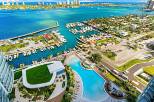 220 Lake Shore Drive, West Palm Beach, FL 33403 - MLS#R11165557