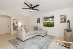 1013 Upland Road, West Palm Beach, FL 33401 - MLS#R11165574