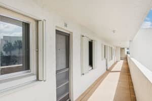 3178 Via Poinciana 305, Lake Worth, FL 33467, Lake Worth Beach, FL 33467 - MLS#R11165581