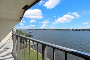 7020 Half Moon Circle, Hypoluxo, FL 33462 - MLS#R11165585