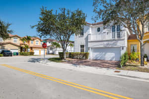 8741 110th Avenue, Doral, FL 33178 - MLS#R11165614