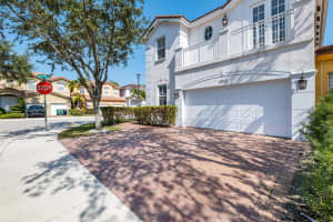 8741 110th Avenue, Doral, FL 33178 - MLS#R11165614