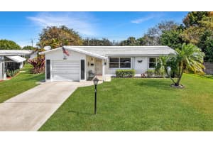 700 Canal Way, Boynton Beach, FL 33426 - MLS#R11165620