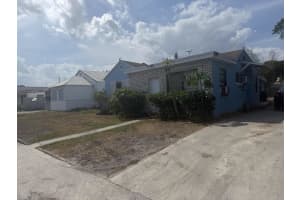 1109 E Street, Lake Worth Beach, FL 33460 - MLS#R11165637
