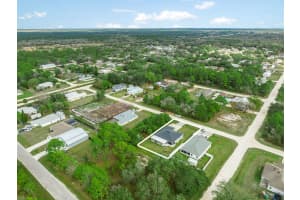 9225 103rd Court, Vero Beach, FL 32967 - MLS#R11165638